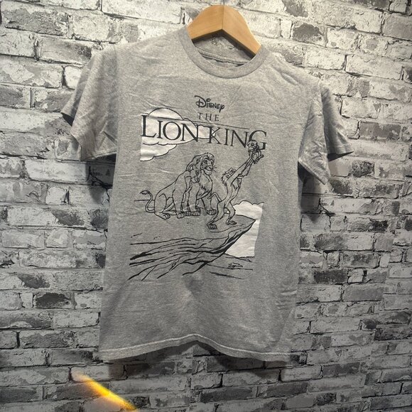 EUC Disney The Lion King Grey Graphic T-Shirt Size Small - Picture 2 of 7